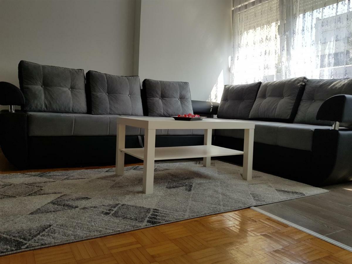 Apartman Tasa Appartement Banja Luka Buitenkant foto